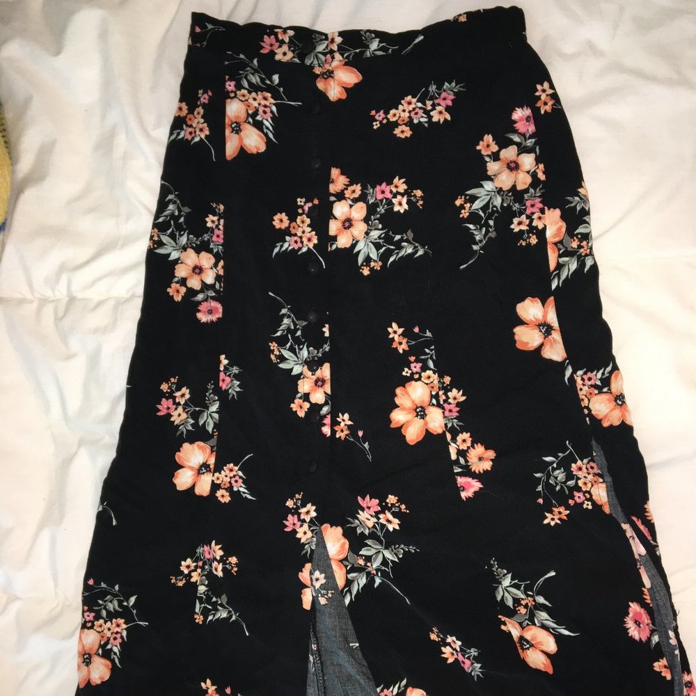 Women's Floral Skirt